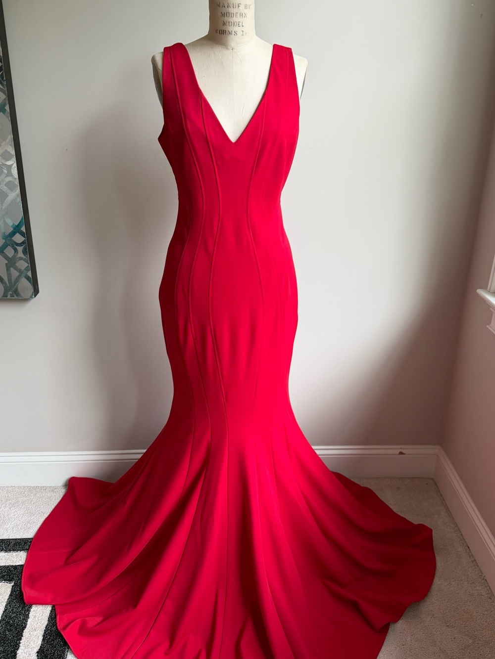 ZAC Zac Posen Vibrant Red V-Neck Mermaid Maxi Gown